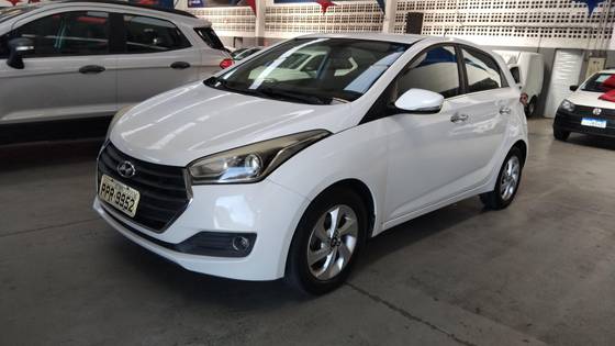 HYUNDAI HB20 1.6 PREMIUM 16V FLEX 4P AUTOMÁTICO
